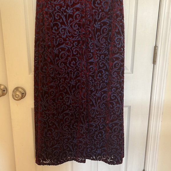 Floor length burgundy and blue dress - Picture 6 of 6